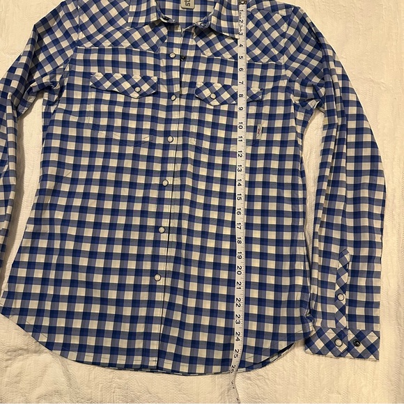 STIO Women’s Button Up Size Medium - Picture 8 of 10